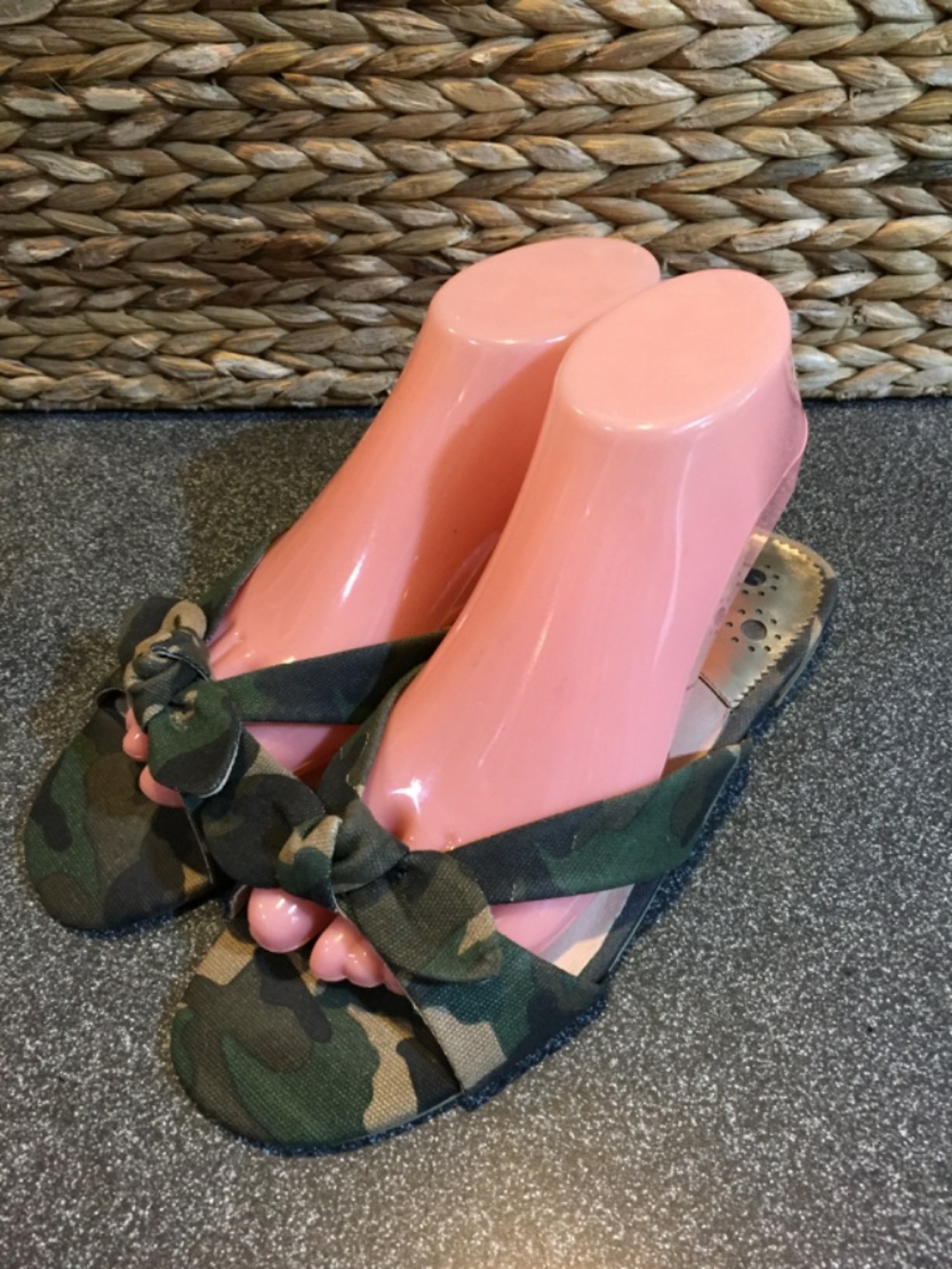 Jack Rogers Camouflage Bow Sandals - Green